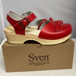 Sven Clogs - Red Sandals - size 40
